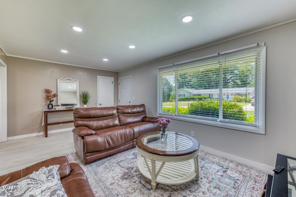 Photo of 722 Rose Lane, Mount Carmel, TN 37645 (MLS # 10002554)