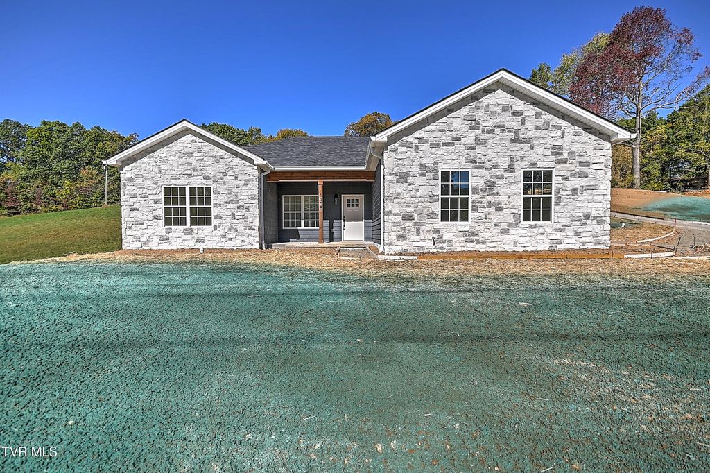 Photo of 1908 Cherokee Road, Johnson City, TN 37604 (MLS # 9987101)