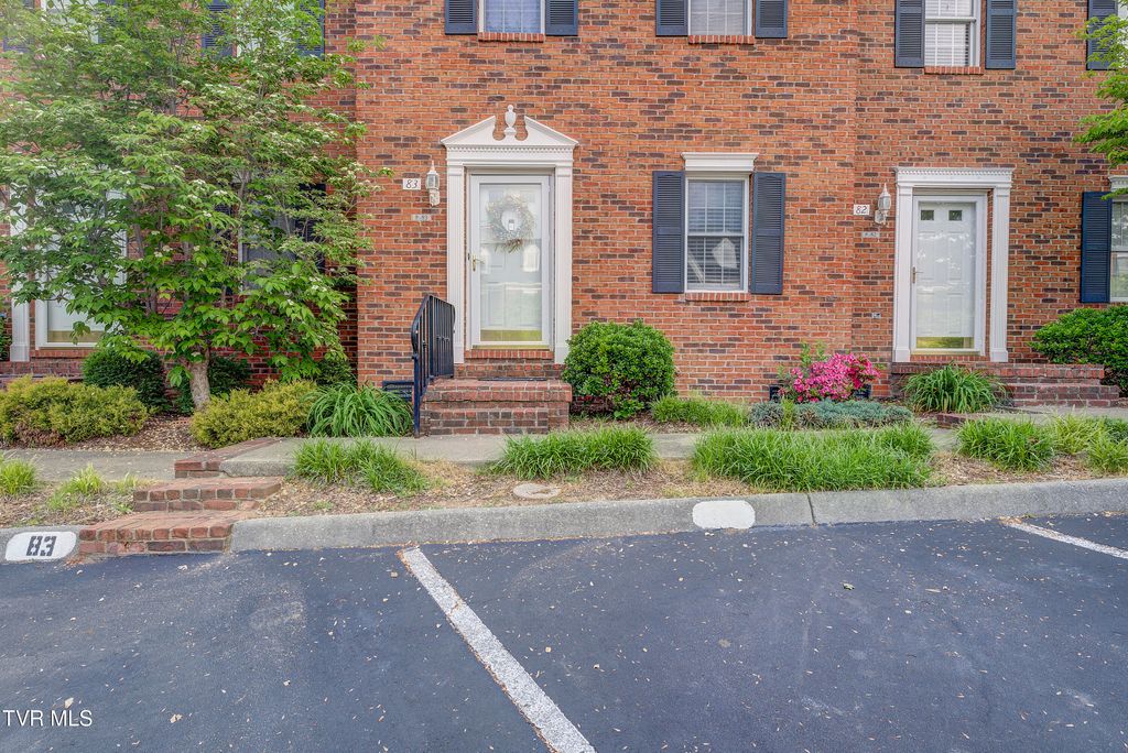 Photo of 400 Sunset Drive #Apt P83, Johnson City, TN 37604 (MLS # 9993082)