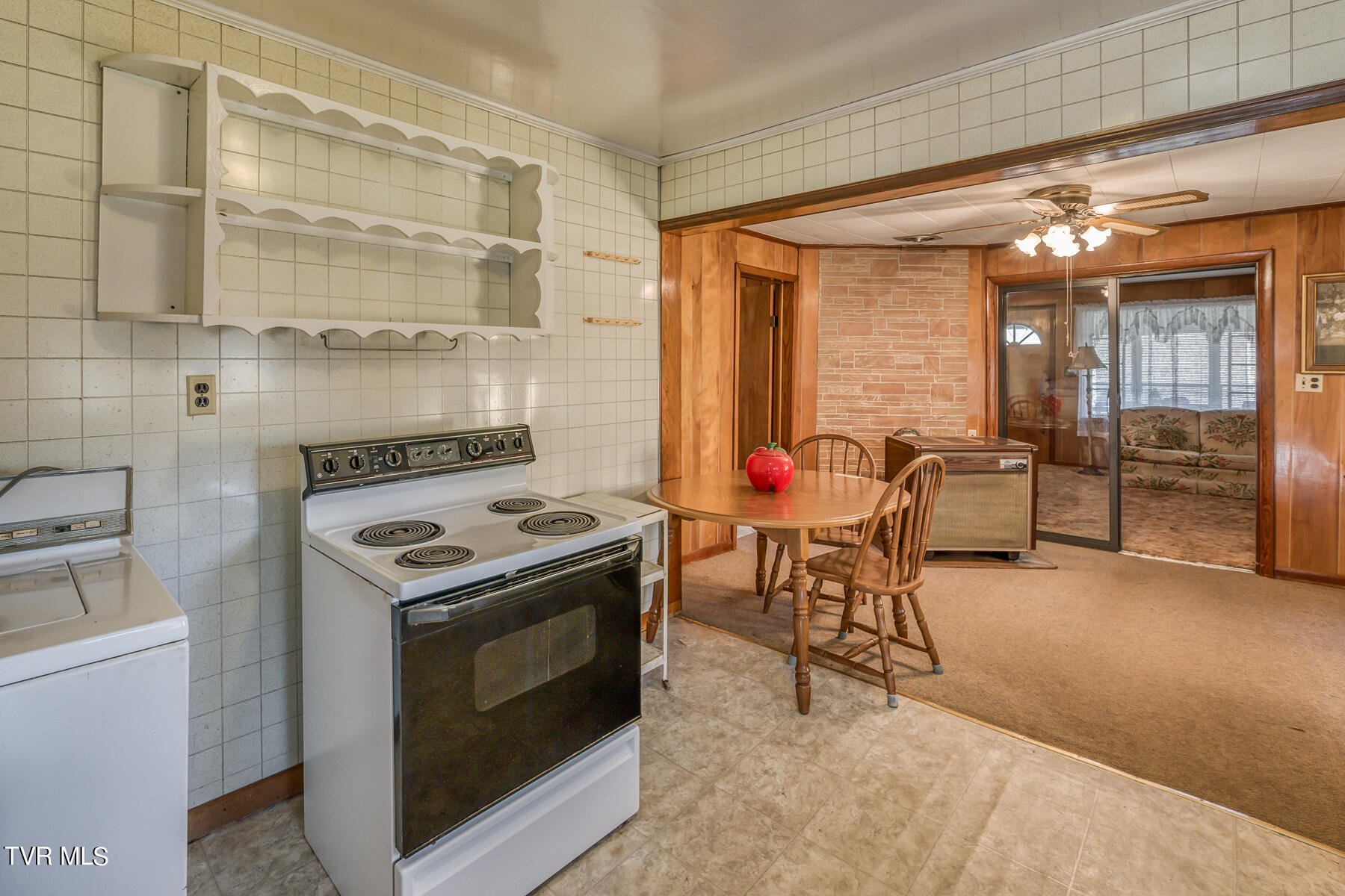 427 Cove Creek Road, Roan Mountain, Tennessee image 5