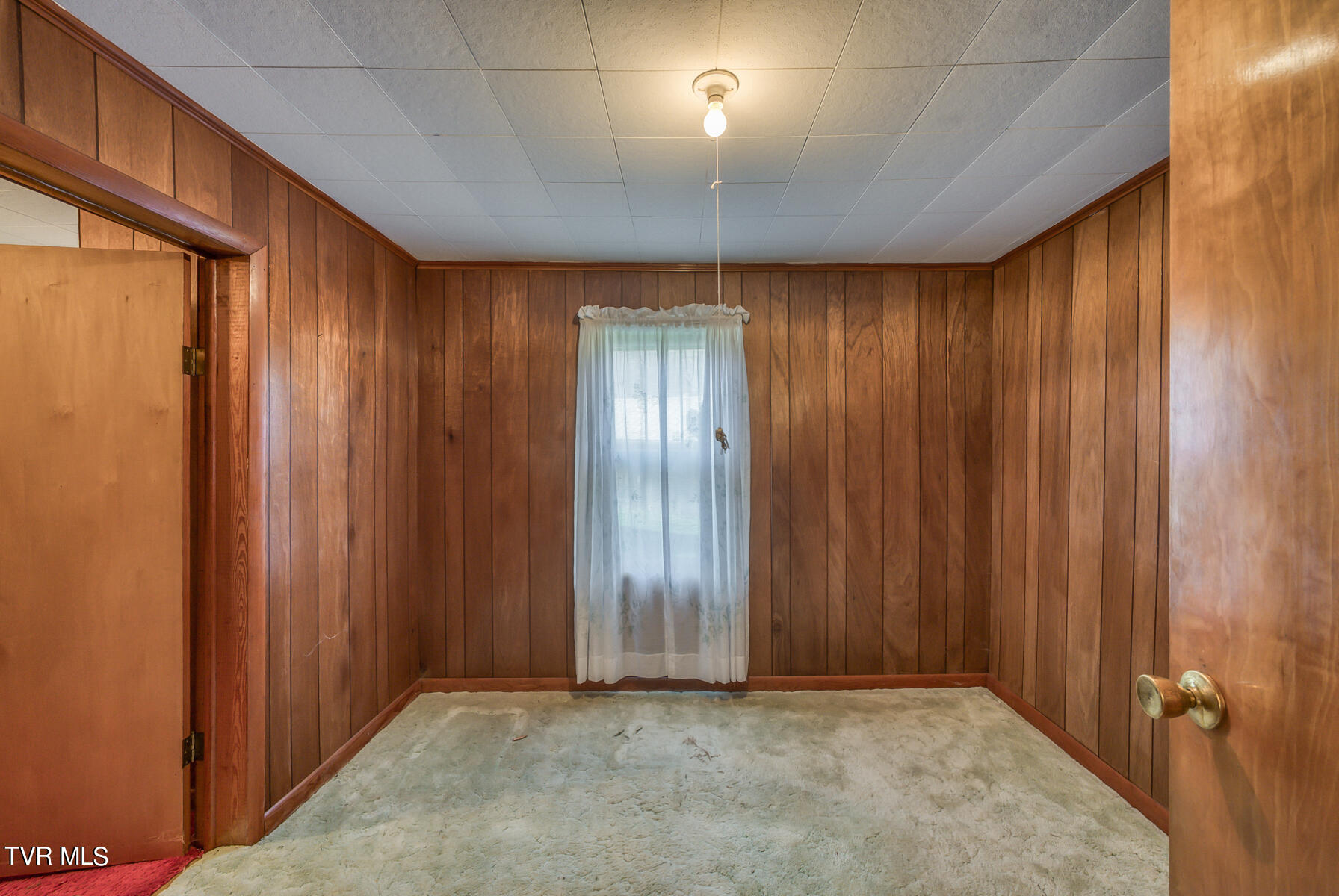 427 Cove Creek Road, Roan Mountain, Tennessee image 10