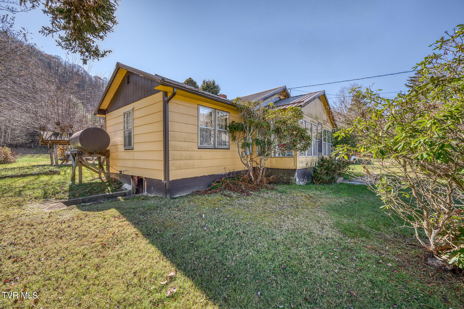 427 Cove Creek Road, Roan Mountain, Tennessee image 17