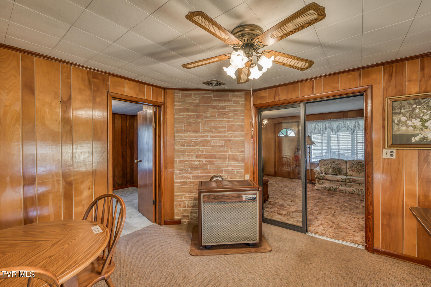 427 Cove Creek Road, Roan Mountain, Tennessee image 8