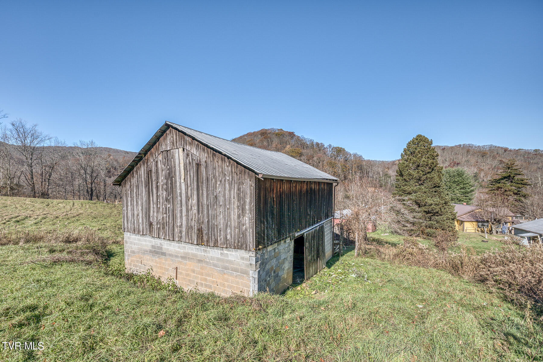 427 Cove Creek Road, Roan Mountain, Tennessee image 24