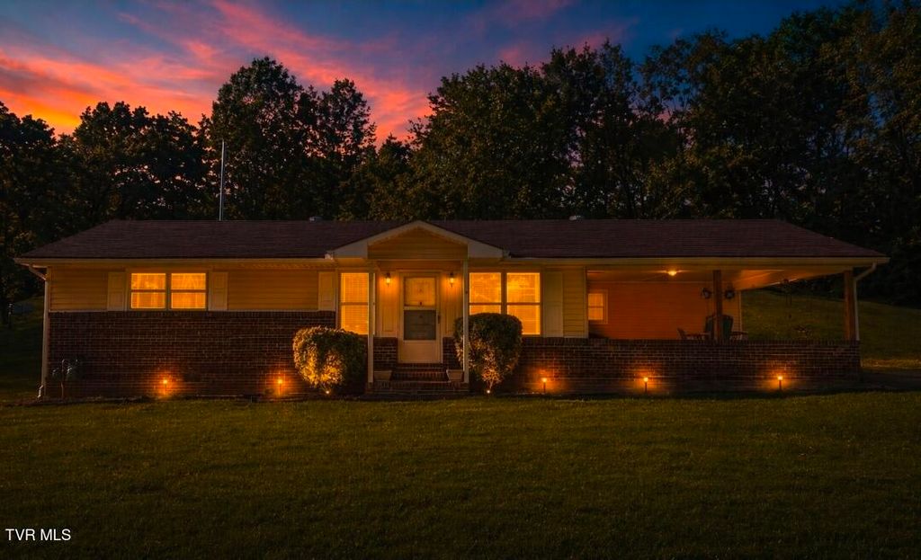 Photo of 458 Warford Road, Newport, TN 37821 (MLS # 9994237)