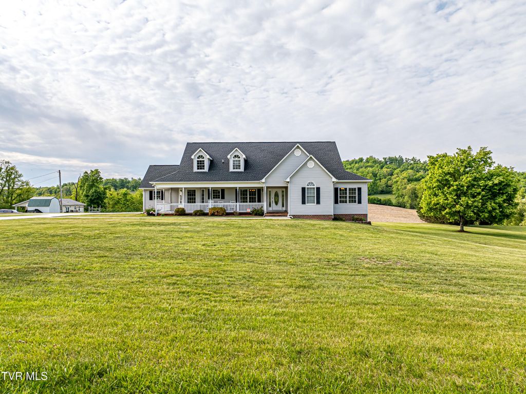 Photo of 29349 Hawthorne Drive, Meadowview, VA 24361 (MLS # 9995991)