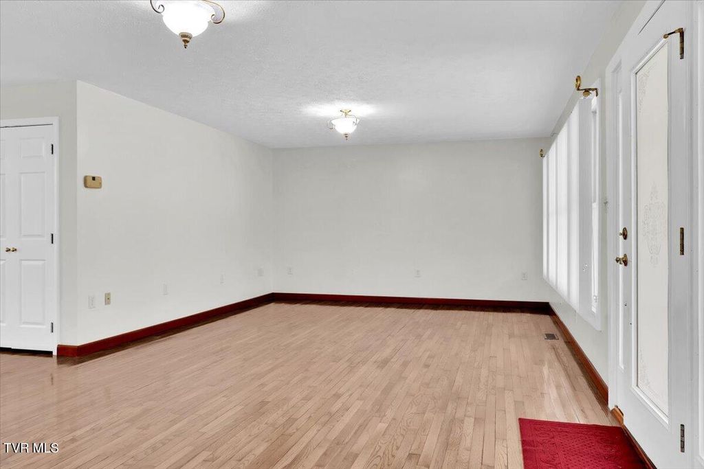 Photo of 1296 Mountain View Road, Rogersville, TN 37857 (MLS # 9993331)