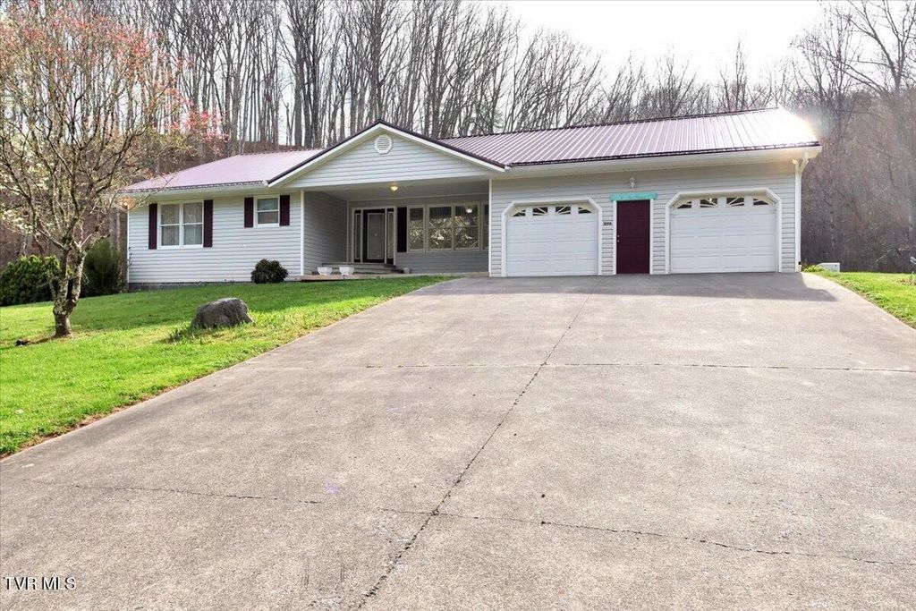Photo of 1296 Mountain View Road, Rogersville, TN 37857 (MLS # 9993331)