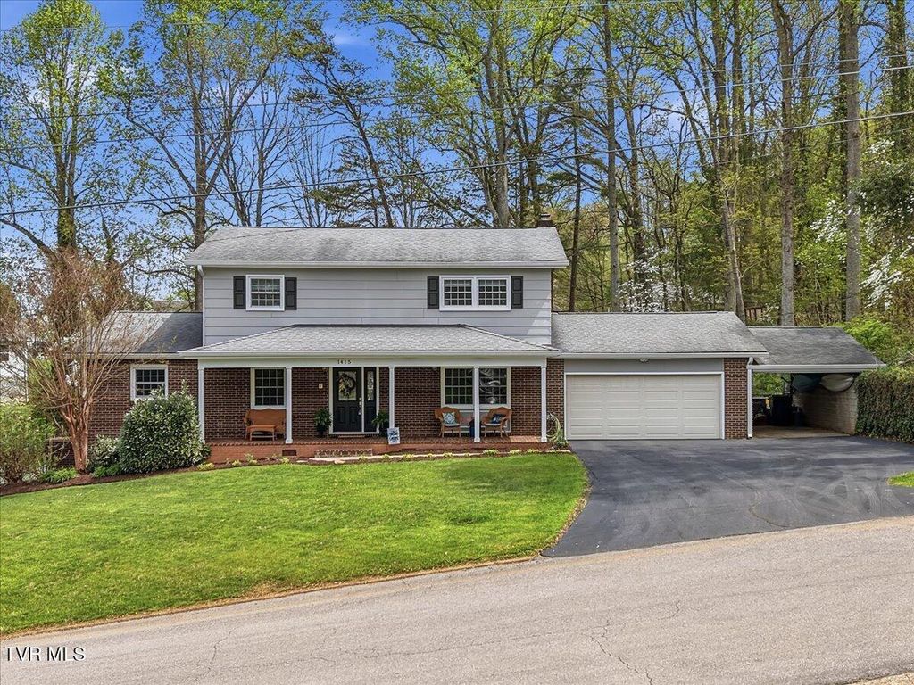 Photo of 1415 Woodmont Drive, Greeneville, TN 37743 (MLS # 9993638)