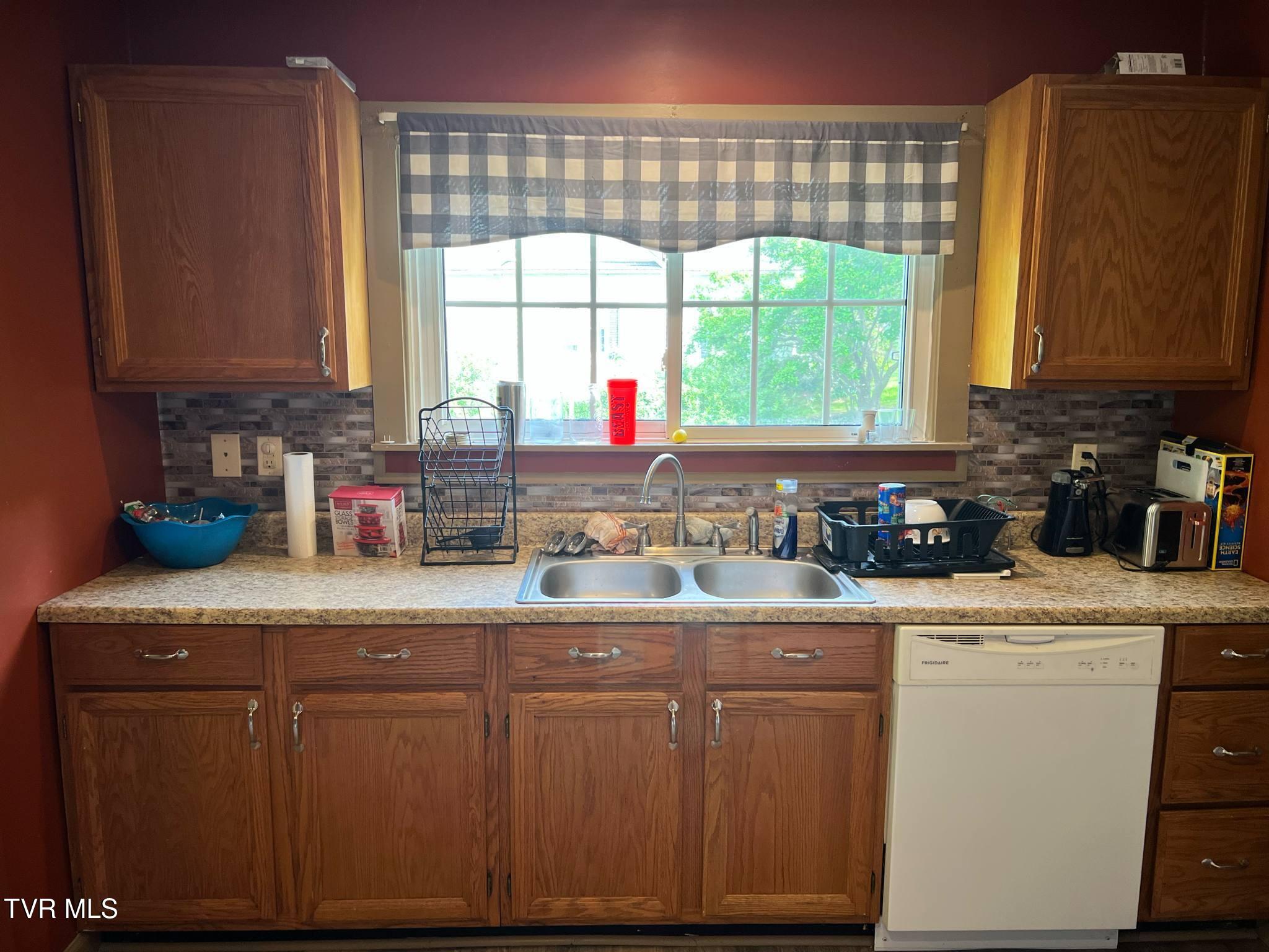 326 Park Avenue, Appalachia, Virginia image 42