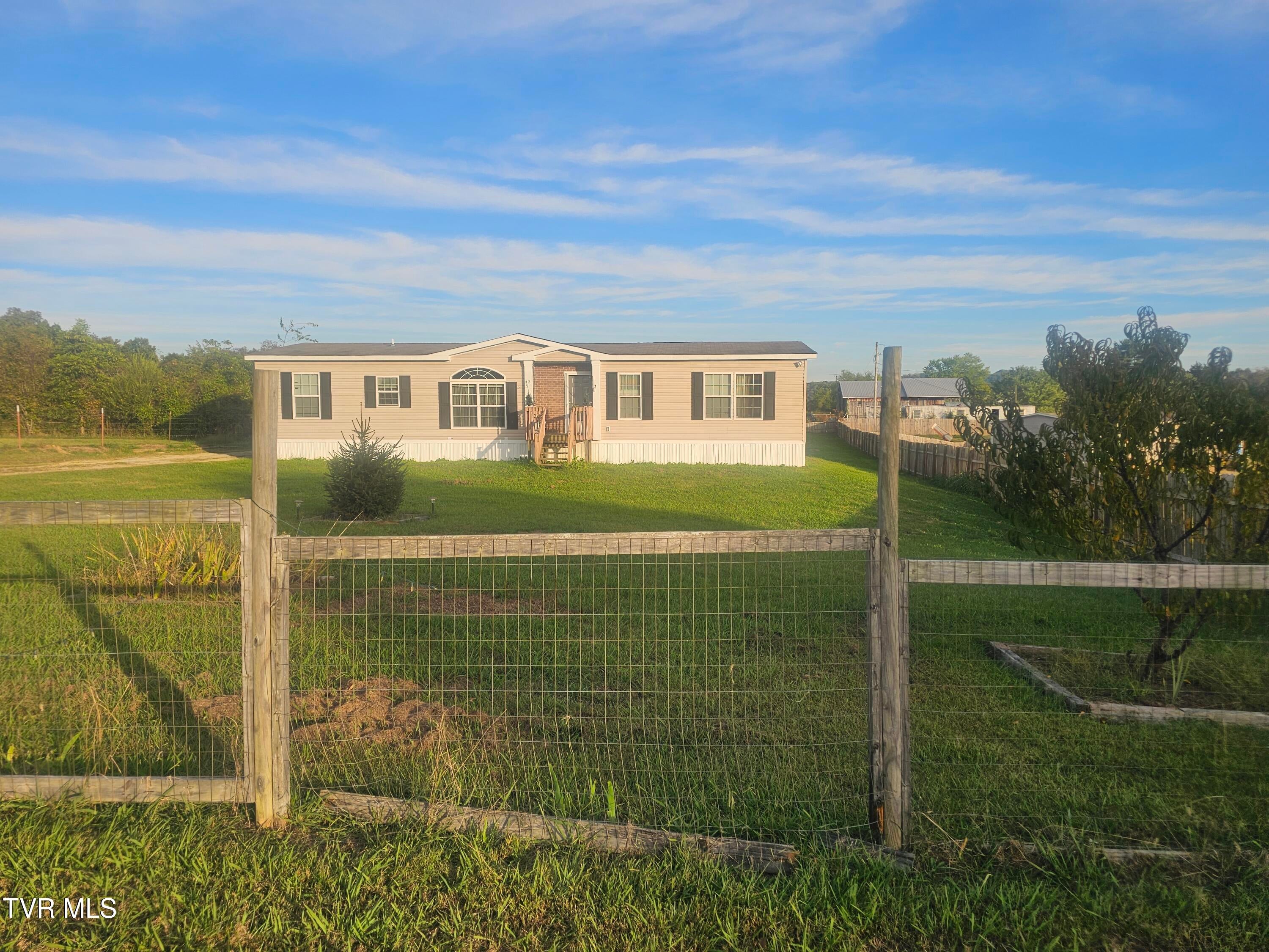 42 Wisecarver Road