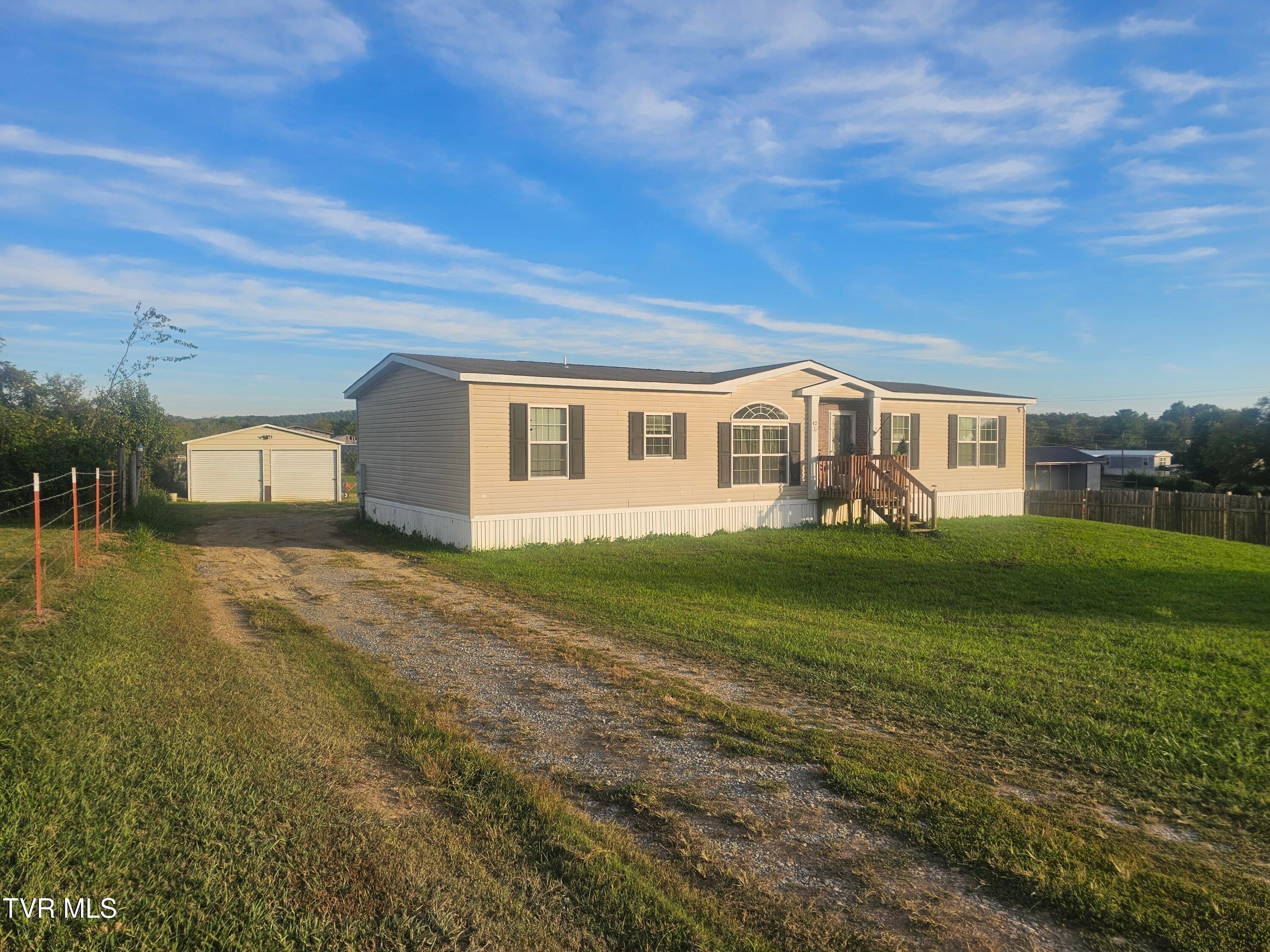 42 Wisecarver Road