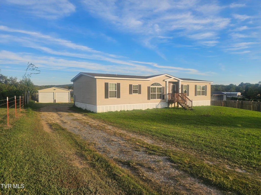 Photo of 42 Wisecarver Road, Mosheim, TN 37818 (MLS # 10001800)