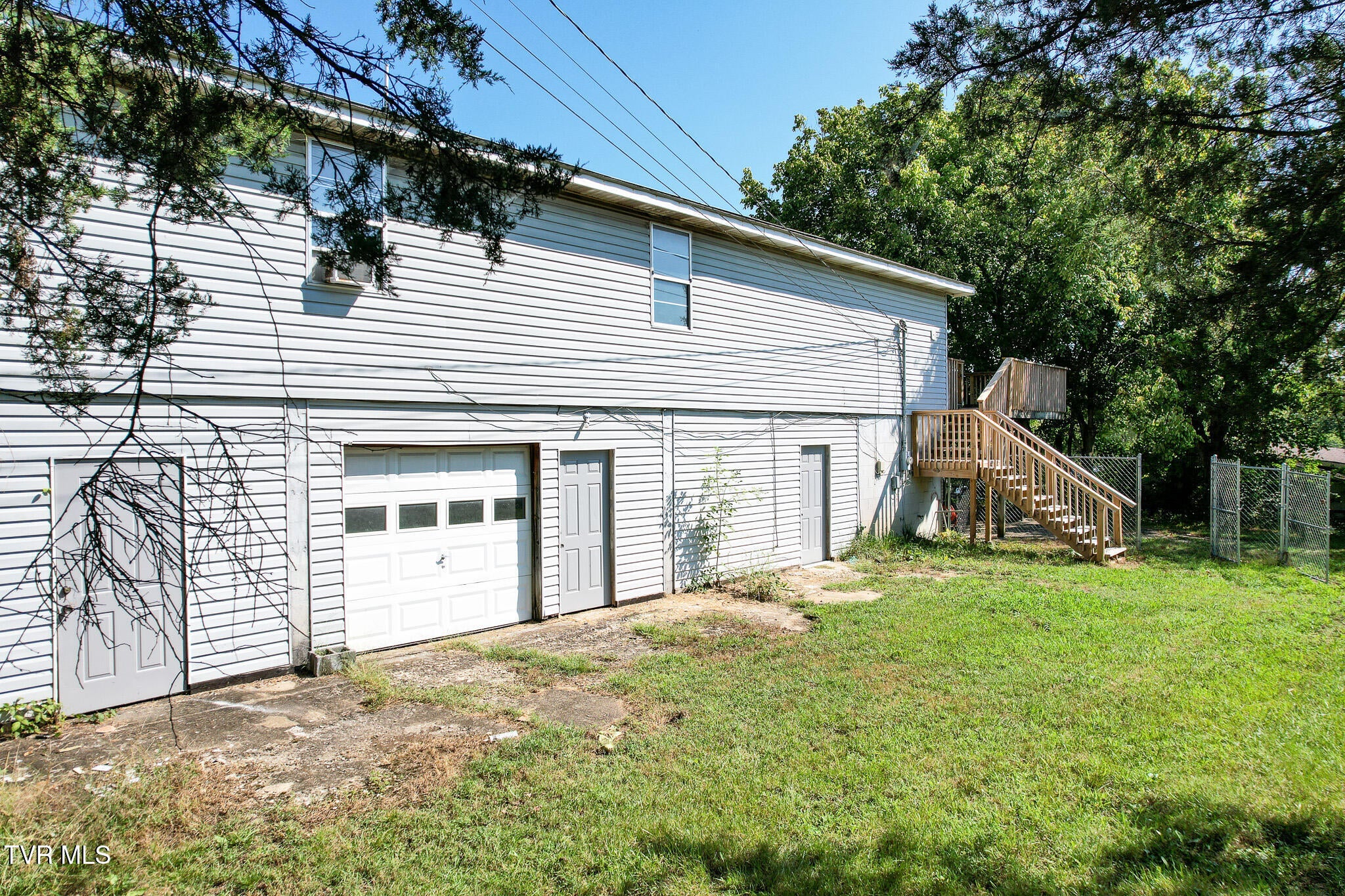 3565 Blue Springs Parkway