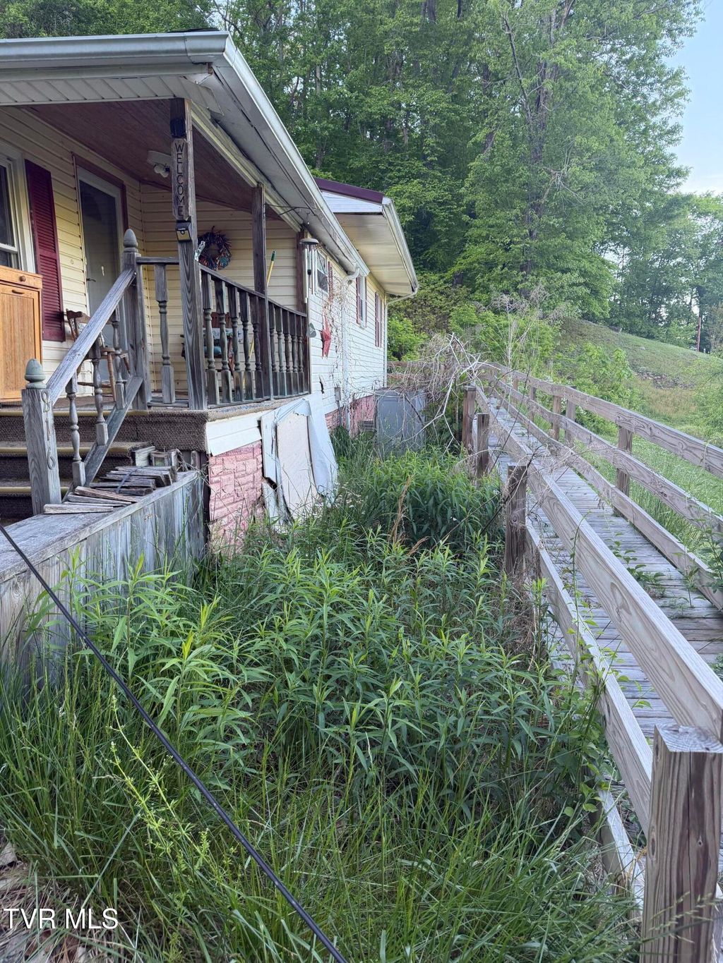 Photo of 816 15 Street, Big Stone Gap, VA 24219 (MLS # 9995249)
