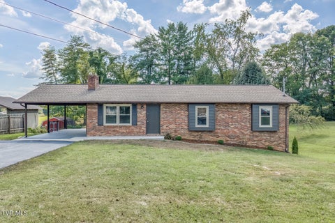 Photo of 301 Piney Avenue, Piney Flats, TN 37686 (MLS # 10000719)