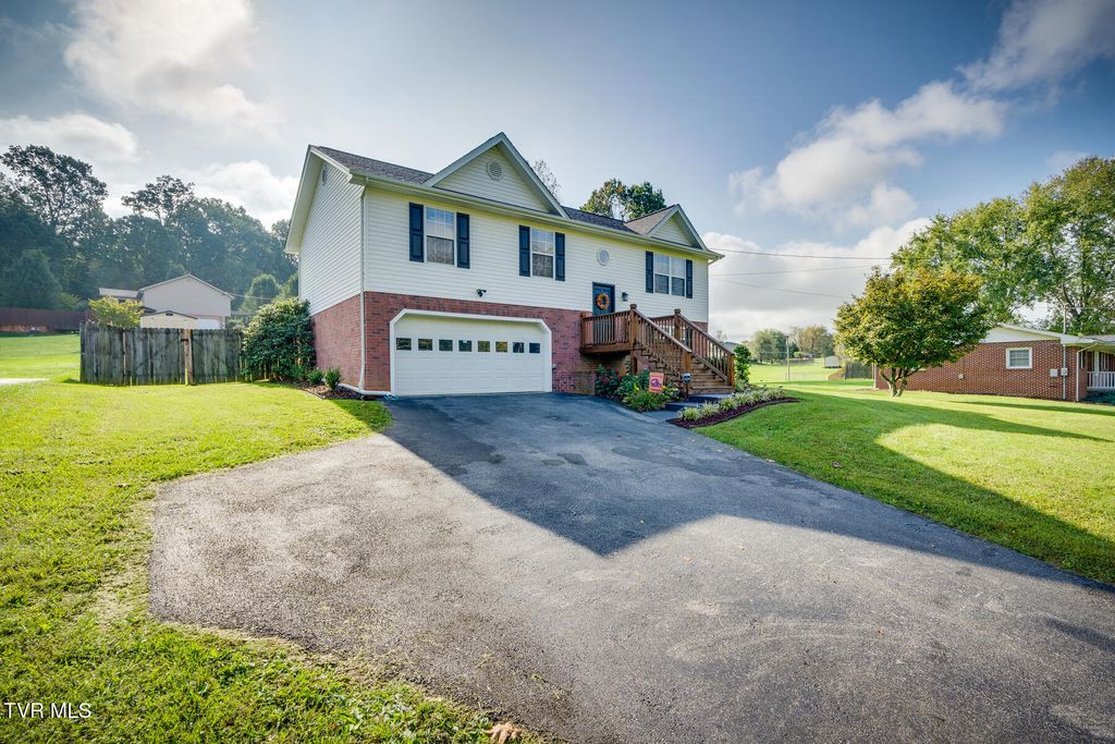 Photo of 378 Ford Creek Road, Gray, TN 37615 (MLS # 9986335)