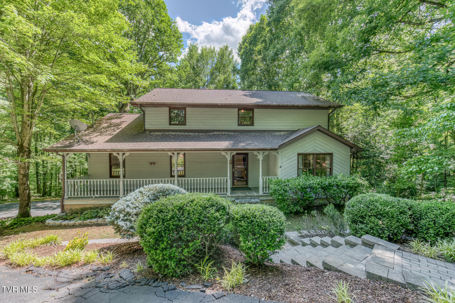 2204 Nantucket Road, Johnson City, Tennessee image 1