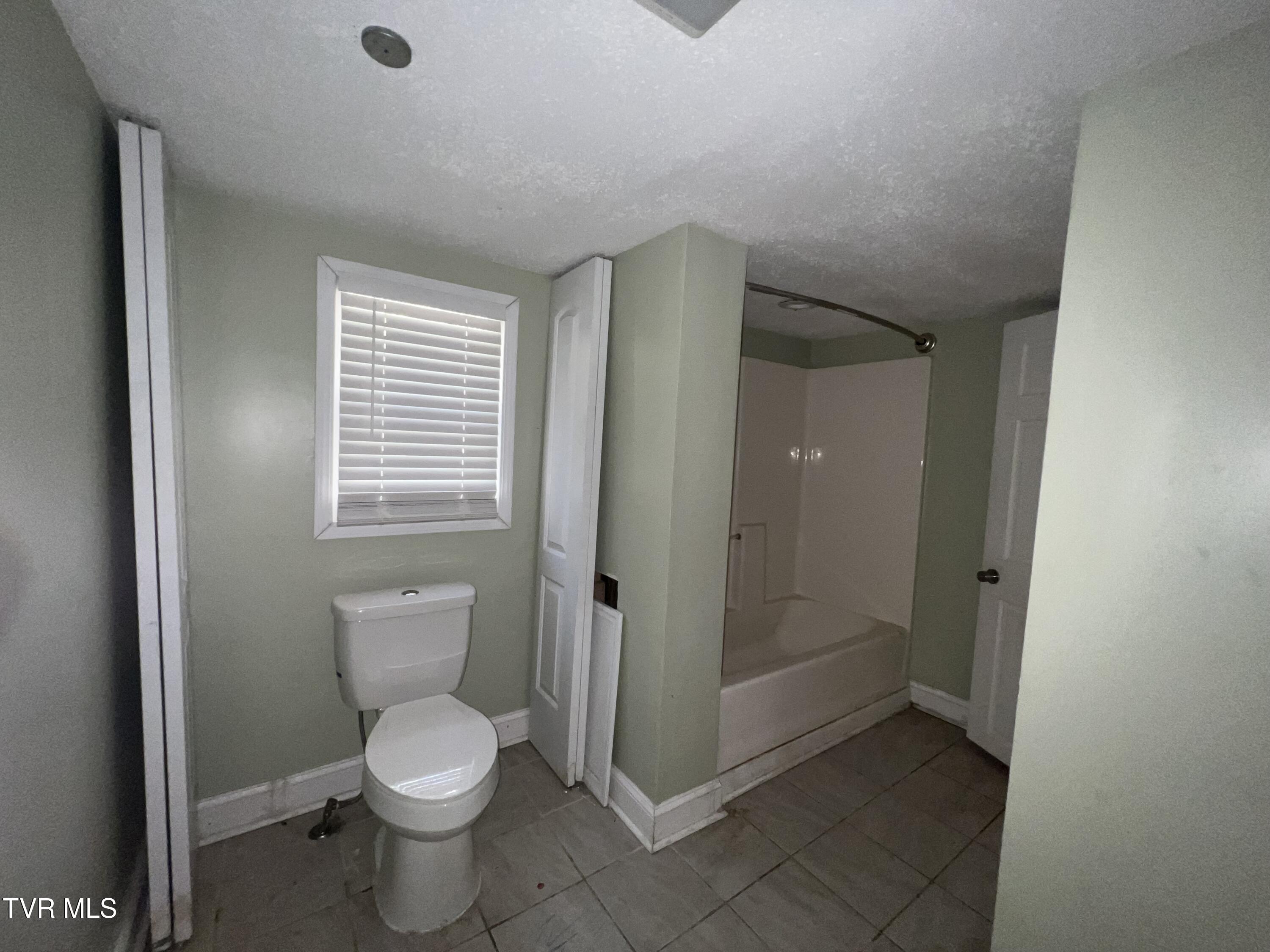 261 Jordan Lane, Marion, Virginia image 9