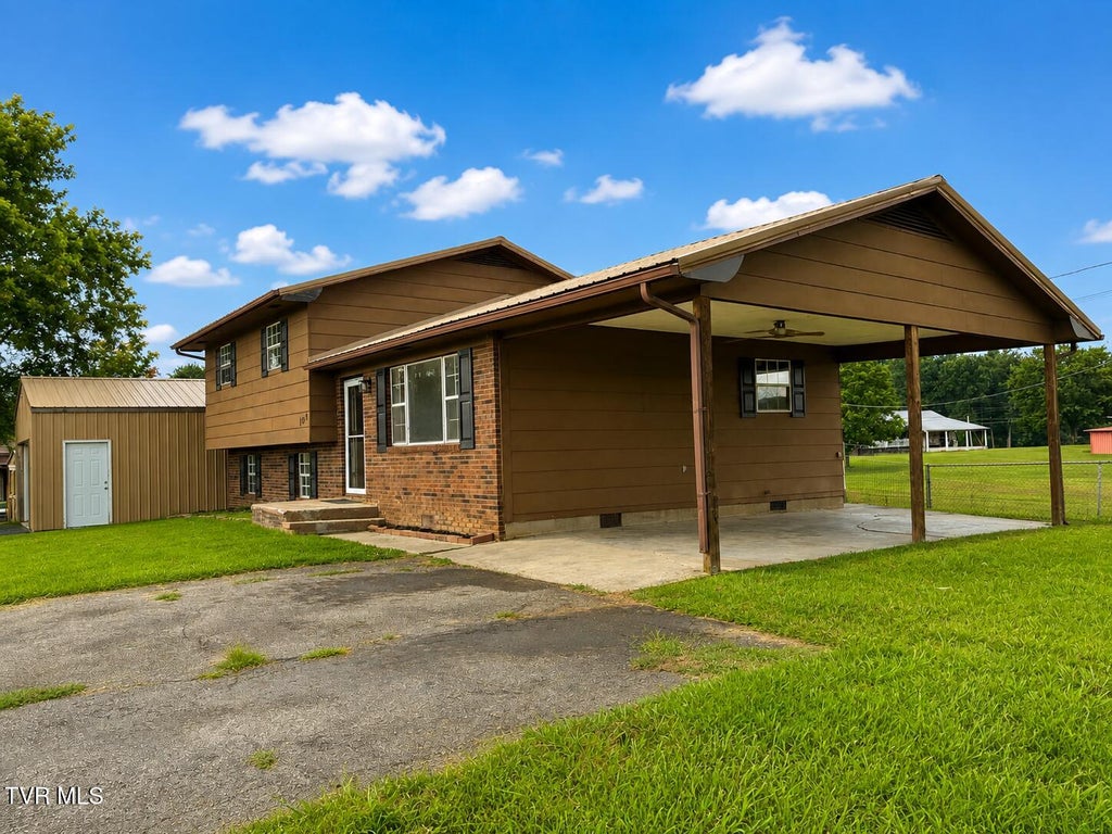 Photo of 109 Hagood Drive, Rogersville, TN 37857 (MLS # 9999295)