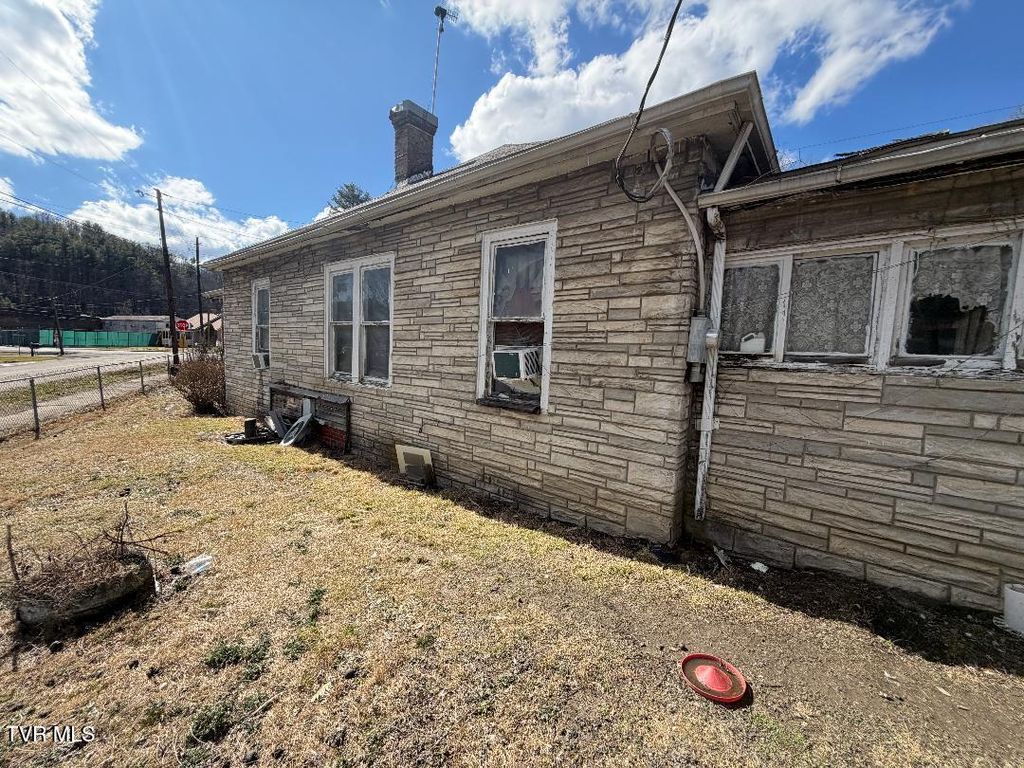 Photo of 210 Grand Avenue, Coeburn, VA 24230 (MLS # 9991728)