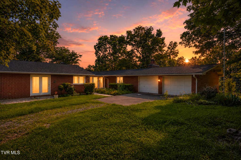Photo of 479 Holston Drive, Blountville, TN 37617 (MLS # 9998591)