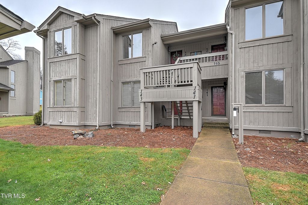 Photo of 147 Quail Run, Bristol, VA 24201 (MLS # 9988588)