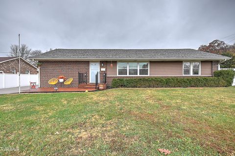 Photo of 2001 Sevier Avenue, Kingsport, TN 37664 (MLS # 9988868)