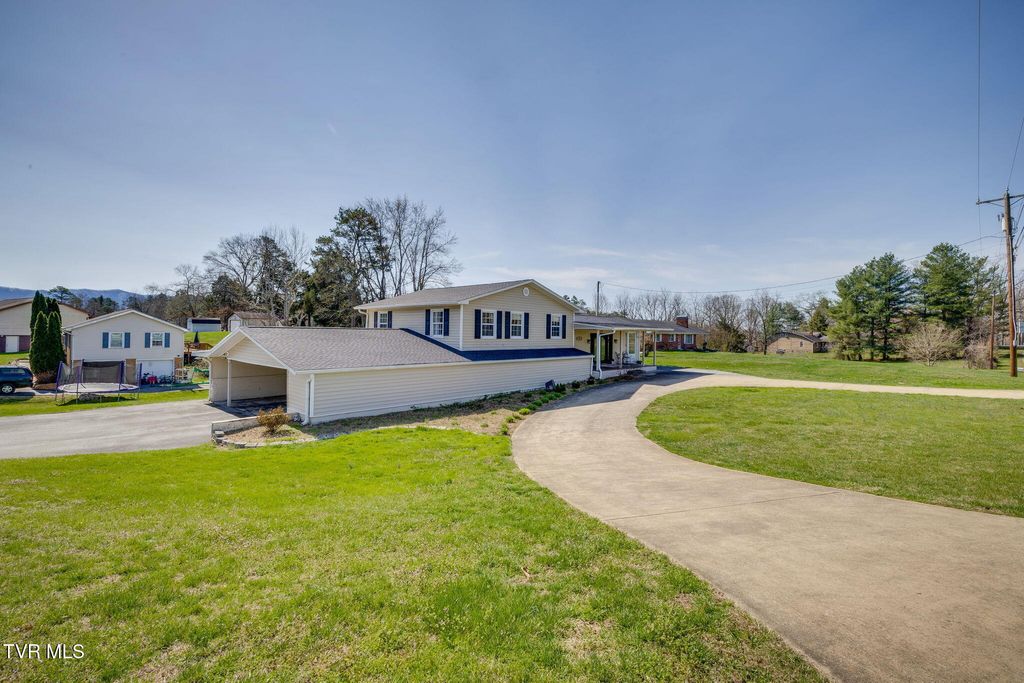 Photo of 1320 Silver Grove Road, Bluff City, TN 37618 (MLS # 9992494)