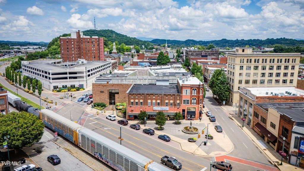 Photo of 83 Buffalo Street, Johnson City, TN 37604 (MLS # 9983524)