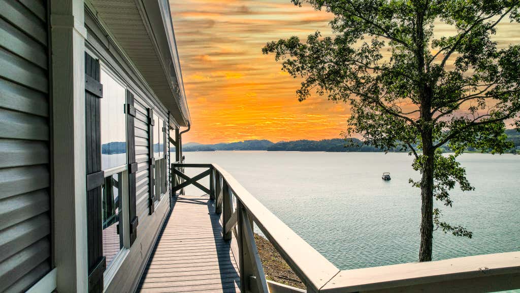 Photo of 2023 Paradise Hills Road, Dandridge, TN 37725 (MLS # 9998375)