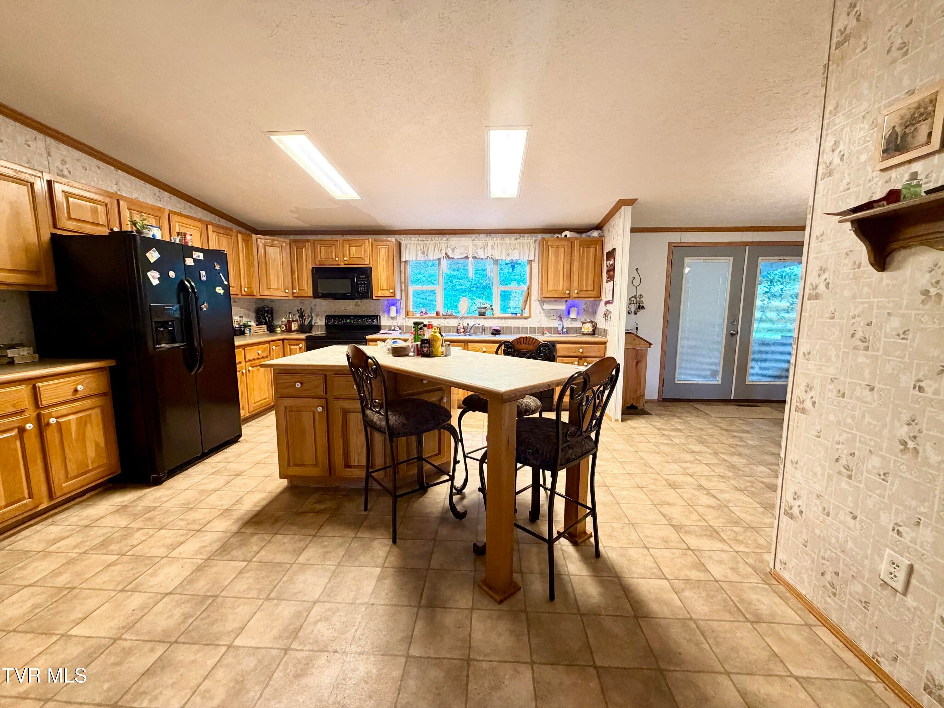 3197 Weaver Pike