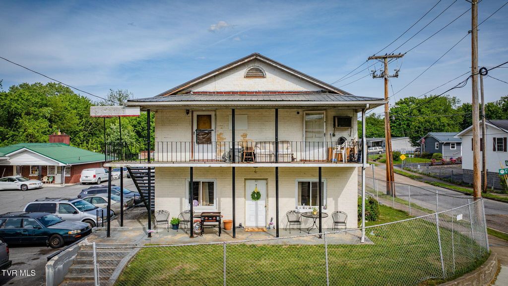Photo of 1006 Gibson Mill Road, Kingsport, TN 37660 (MLS # 9995080)