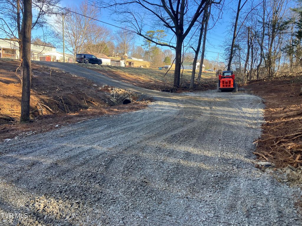 Photo of 3927 Cherokee Road, Jonesborough, TN 37659 (MLS # 9988815)