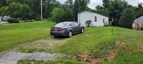 Photo of 128 Kidwell School Road, Greeneville, TN 37745 (MLS # 9997923)