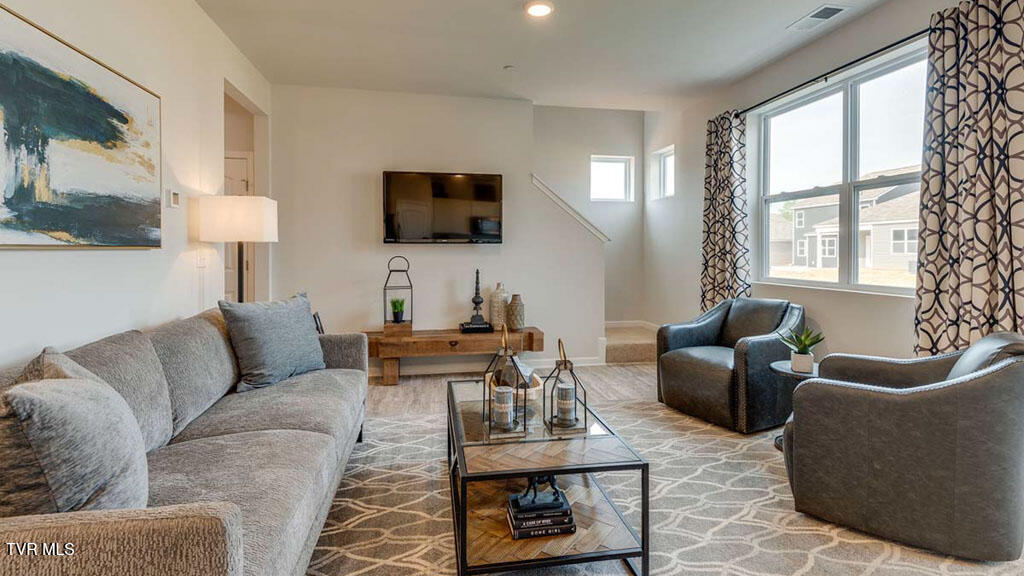 281 Chimney View Loop