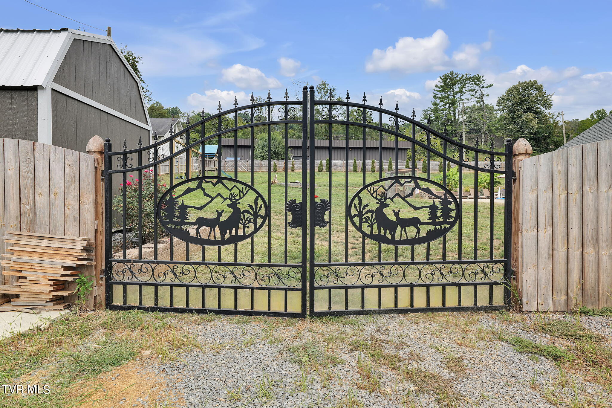 1854 Pittstown Road, Bristol, Virginia image 38