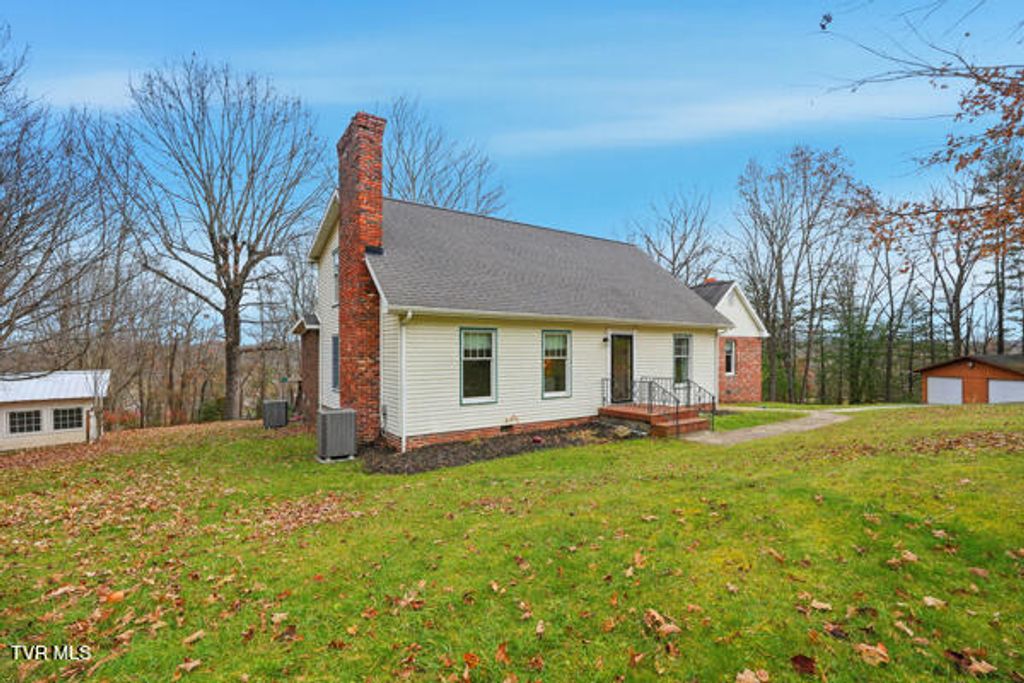 Photo of 189 Ridgefield Road, Wise, VA 24293 (MLS # 9988555)