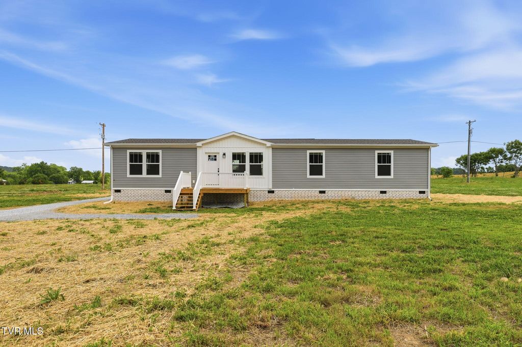 Photo of 880 Ricker Road, Greeneville, TN 37743 (MLS # 9995378)