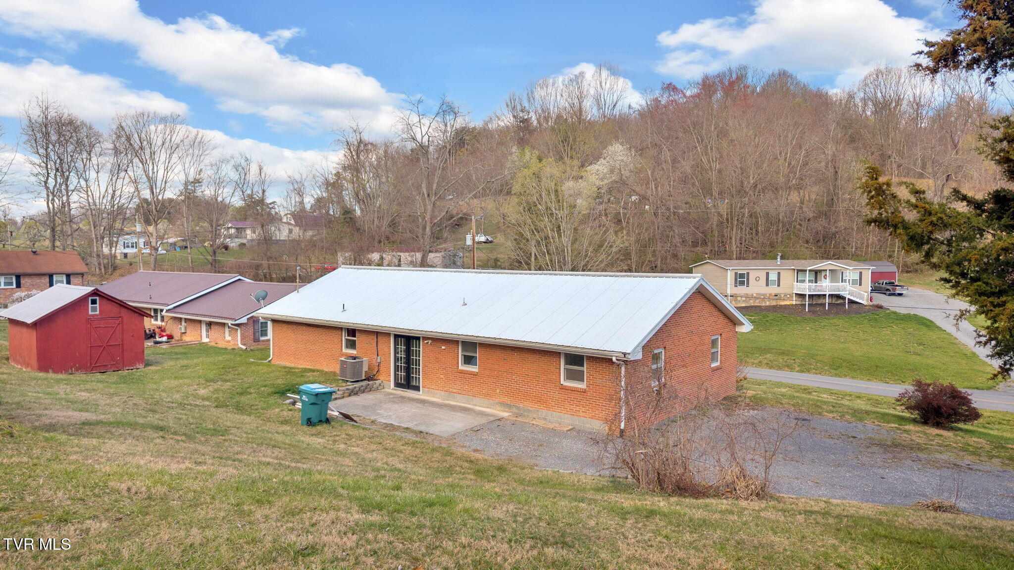 352 Deck Valley Lane, Bristol, Tennessee image 35