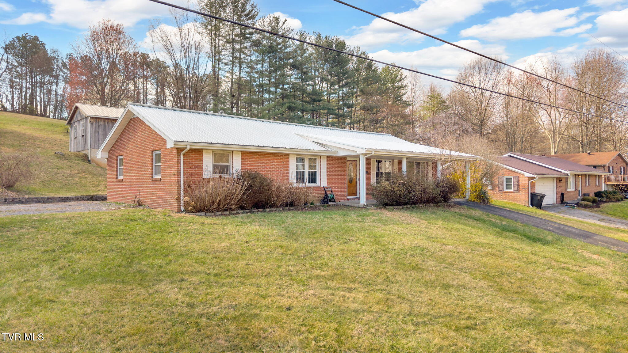 352 Deck Valley Lane, Bristol, Tennessee image 1
