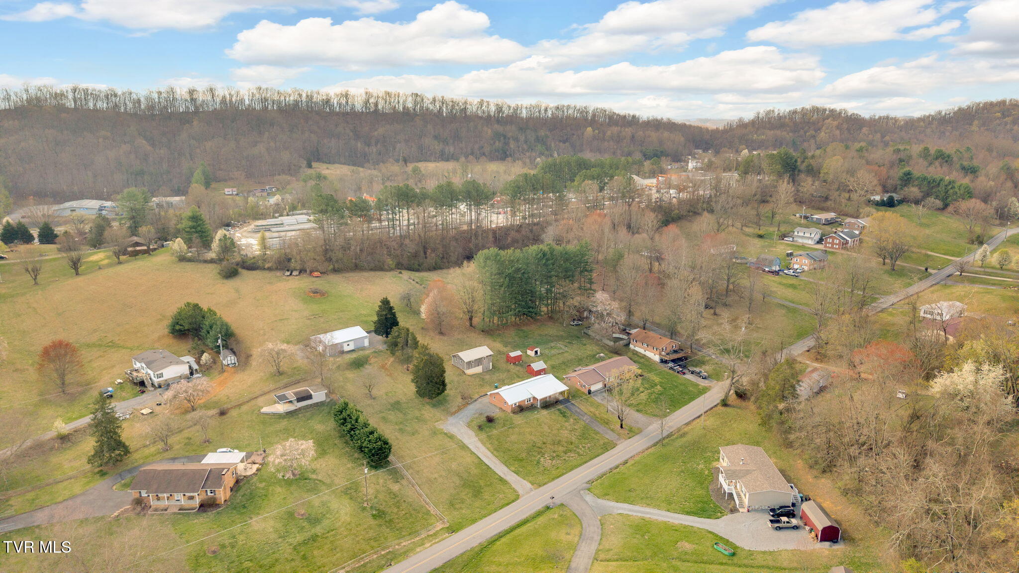 352 Deck Valley Lane, Bristol, Tennessee image 34