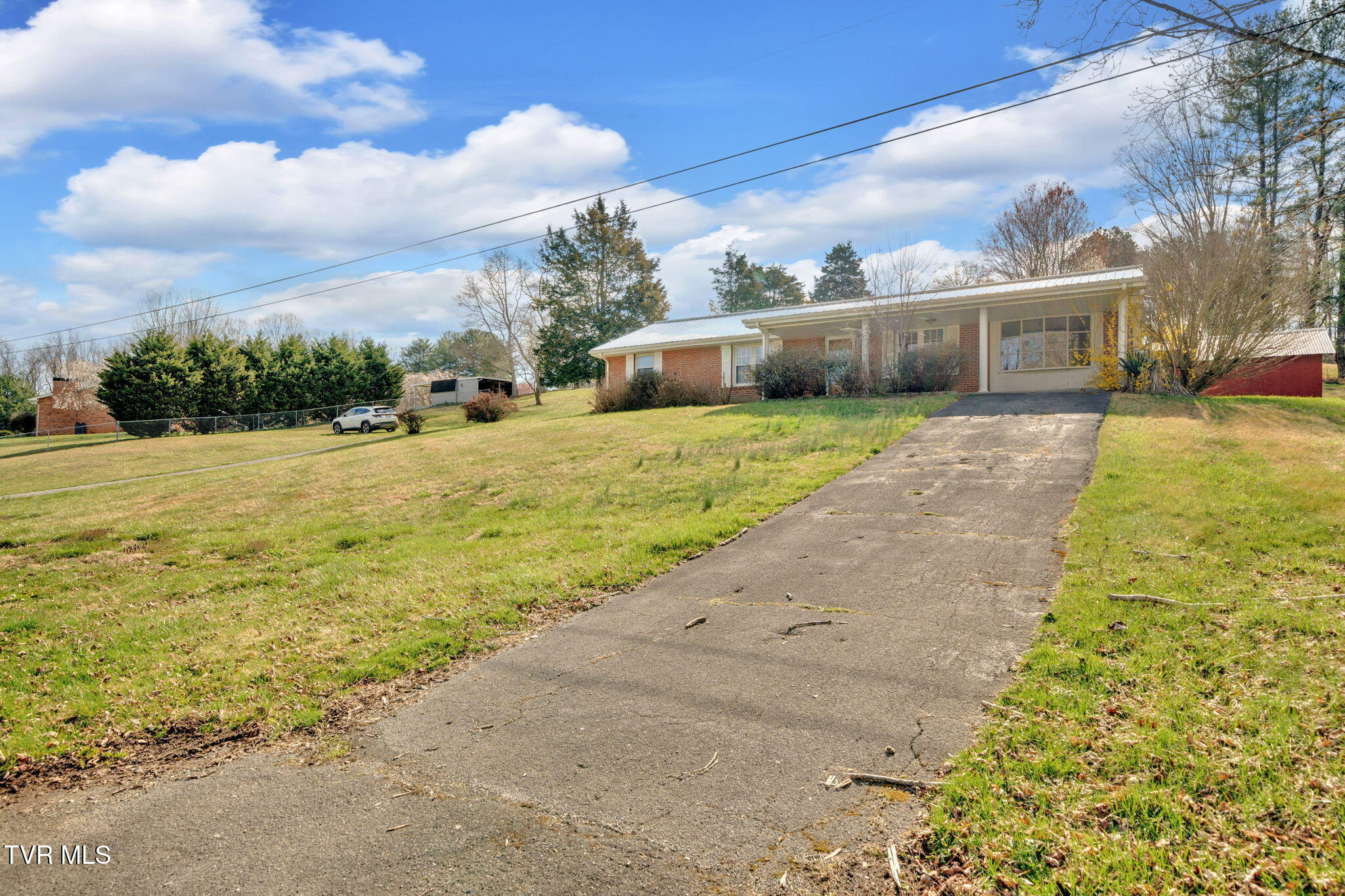 352 Deck Valley Lane, Bristol, Tennessee image 37