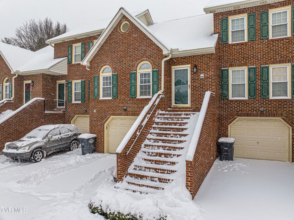 Photo of 425 Andover Court #0, Kingsport, TN 37663 (MLS # 9990774)