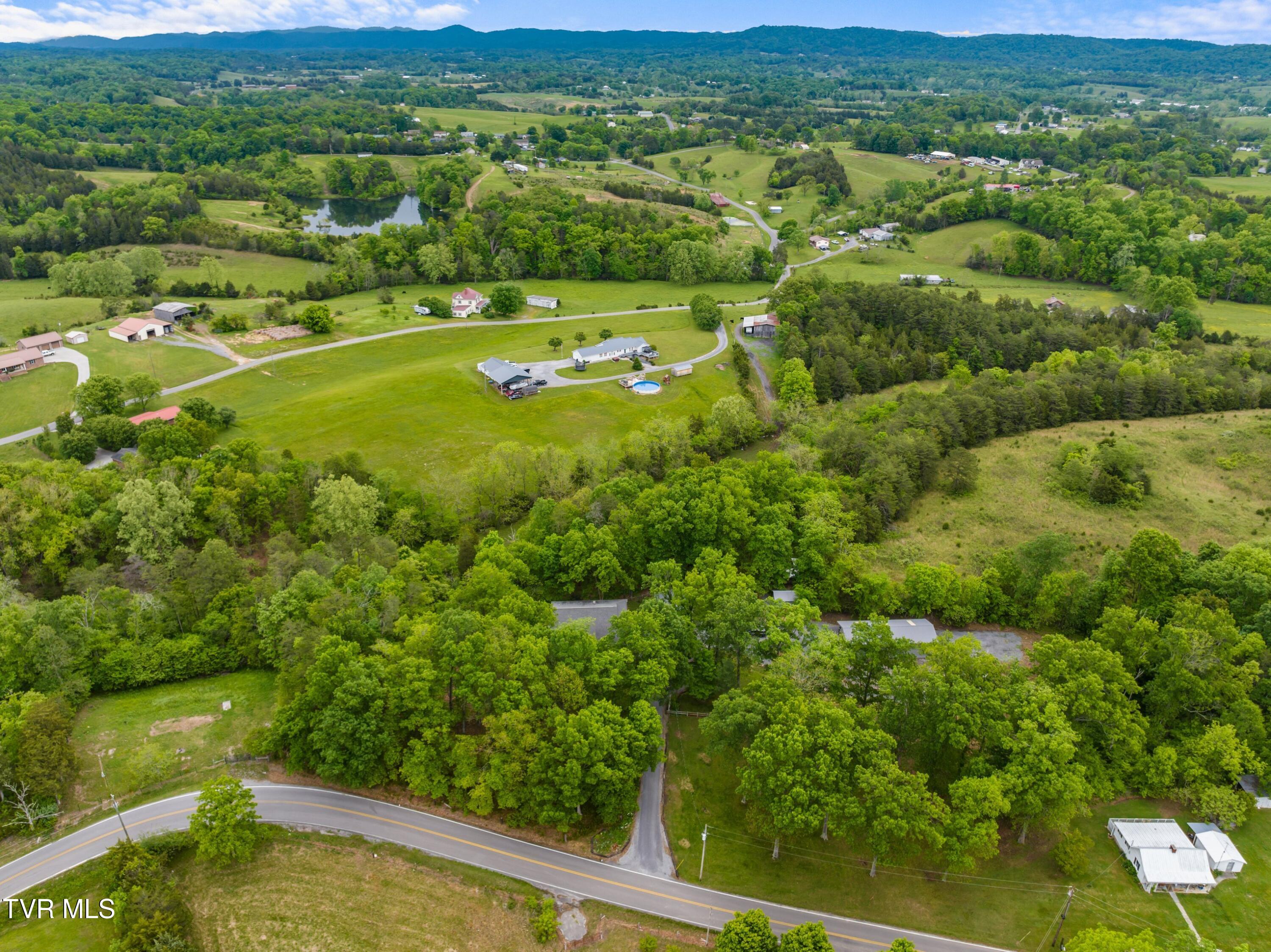 670 Bulls Gap Saint Clair Road, Bulls Gap, Tennessee image 4