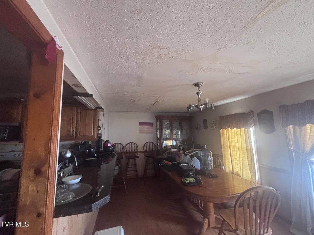 Photo of 27282 Lee Highway, Abingdon, VA 24211 (MLS # 9992632)