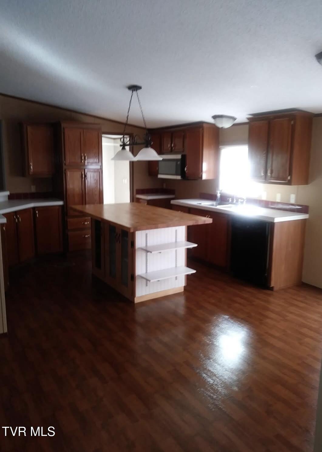 9823 Hollyfield Road, Pound, Virginia image 18