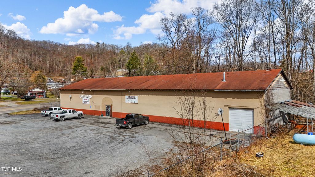 Photo of 600 Park Avenue, Norton, VA 24273 (MLS # 9997806)