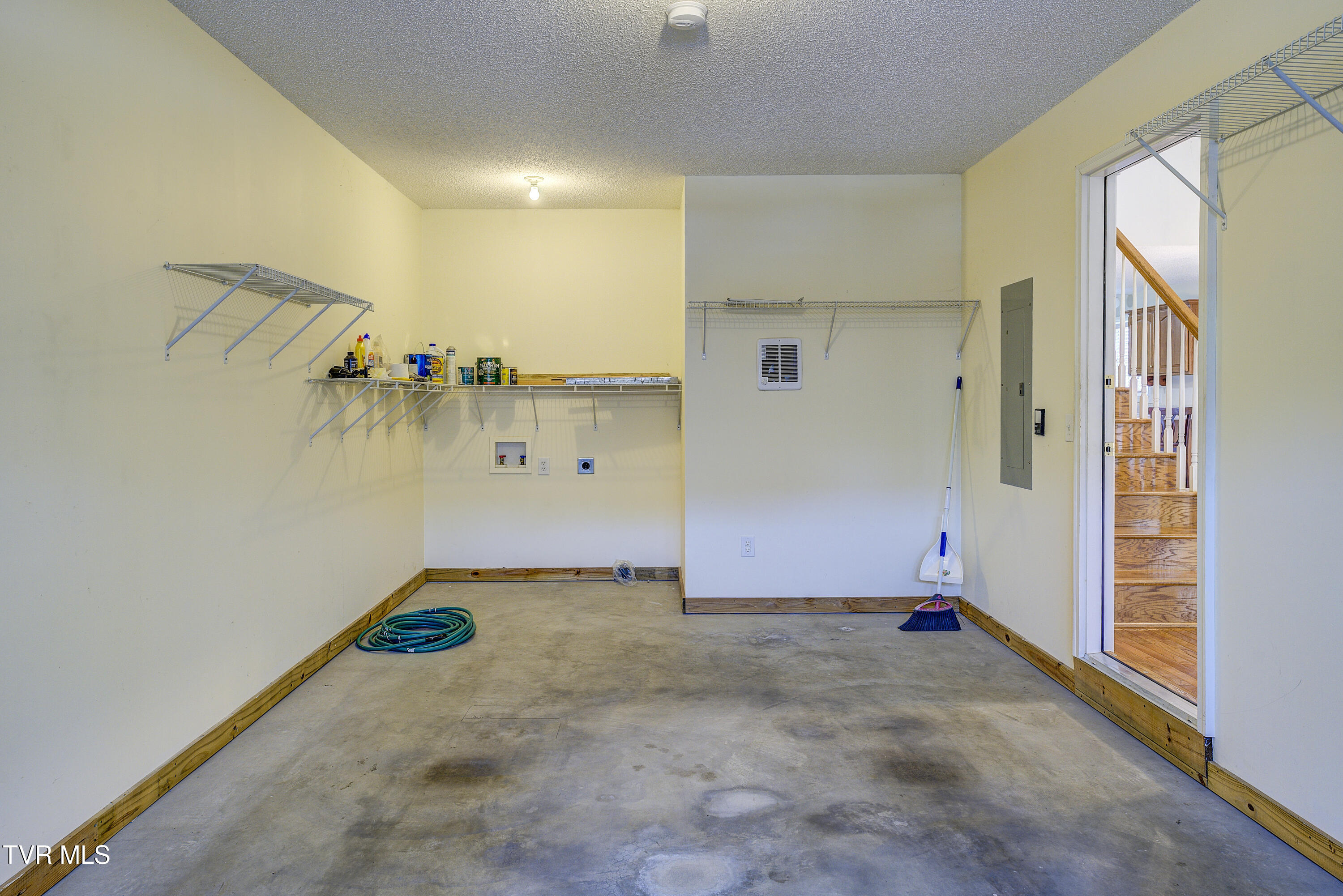 113 Silver Drop Lane, Bristol, Virginia image 33