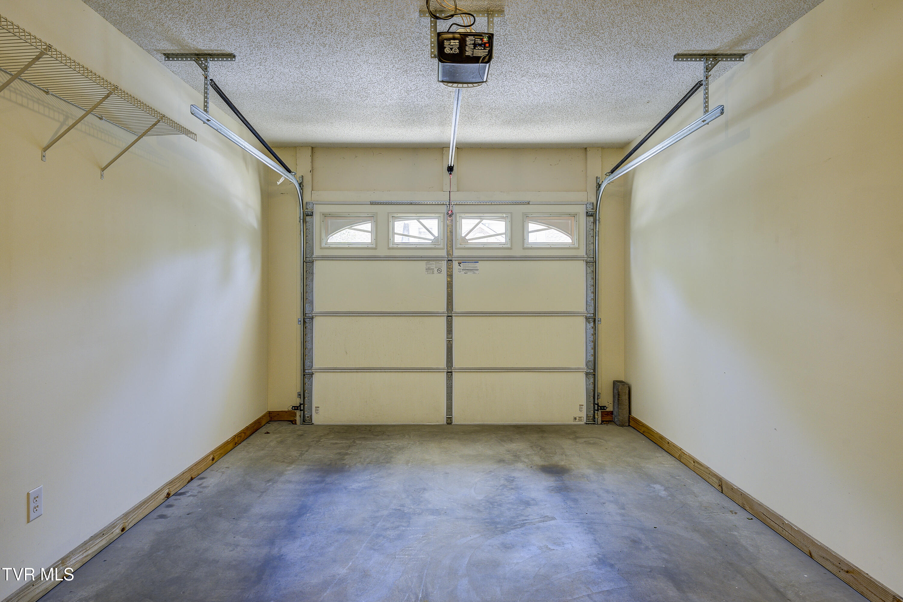 113 Silver Drop Lane, Bristol, Virginia image 32